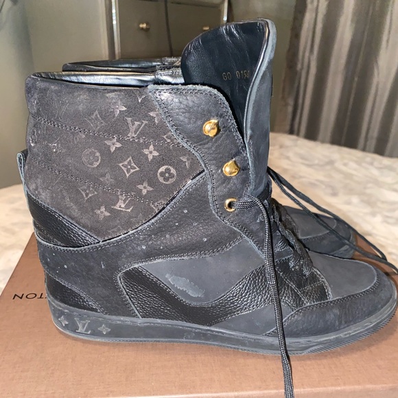 Preloved Louis Vuitton wedged sneaker - Picture 6 of 7
